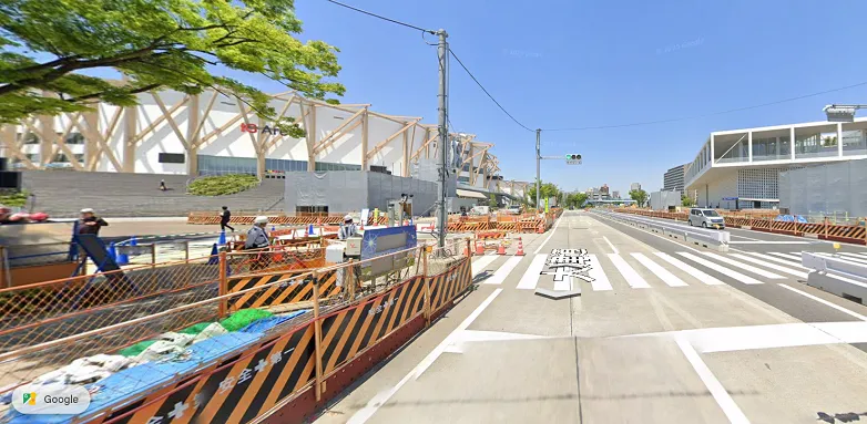 名城公園地下道